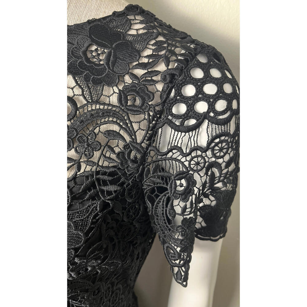 TERI JON BLACK GUIPURE LACE FLORAL CUTOUT DRESS 8 - Picture 4 of 8